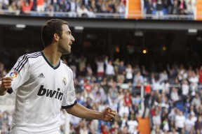 九游体育娱乐官方网站-WTT冠军赛转会风云：新疆男篮盯上锋线强援，东契奇或成交易筹码