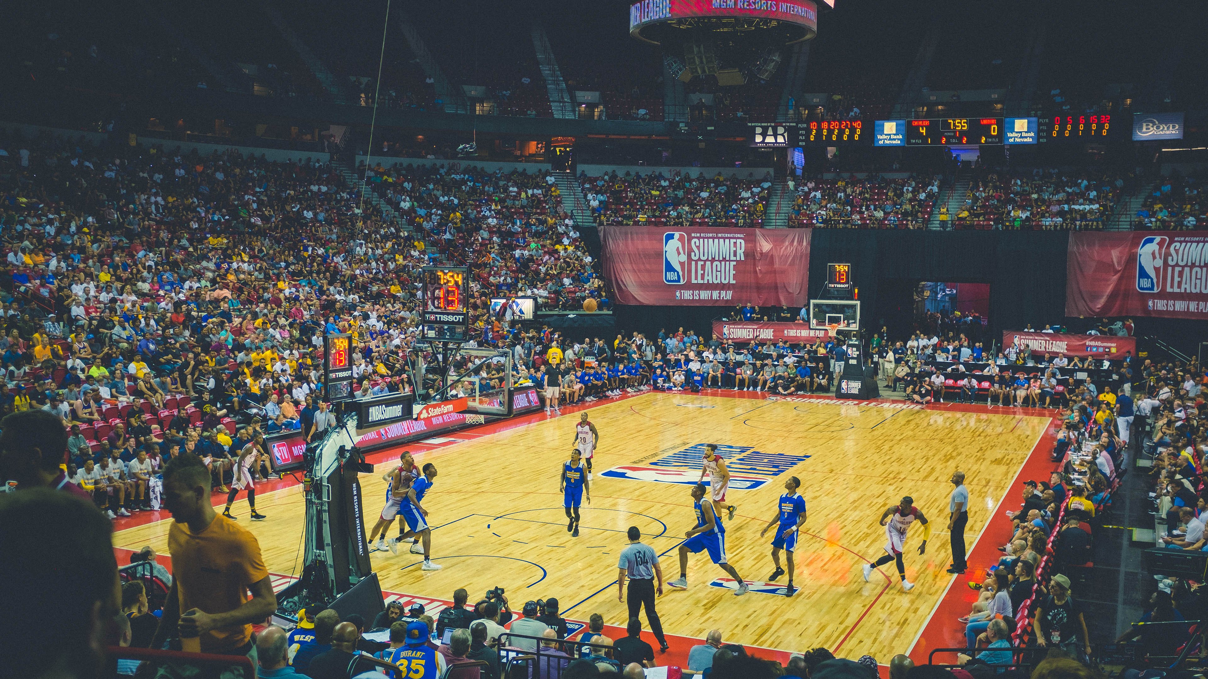 迈阿密热火主帅放话：全明星赛常规赛必胜辽宁男篮，辛纳冷笑回应